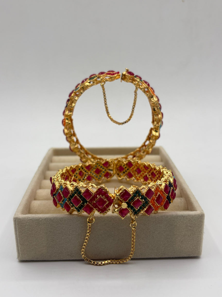 Paradise Kara Pair