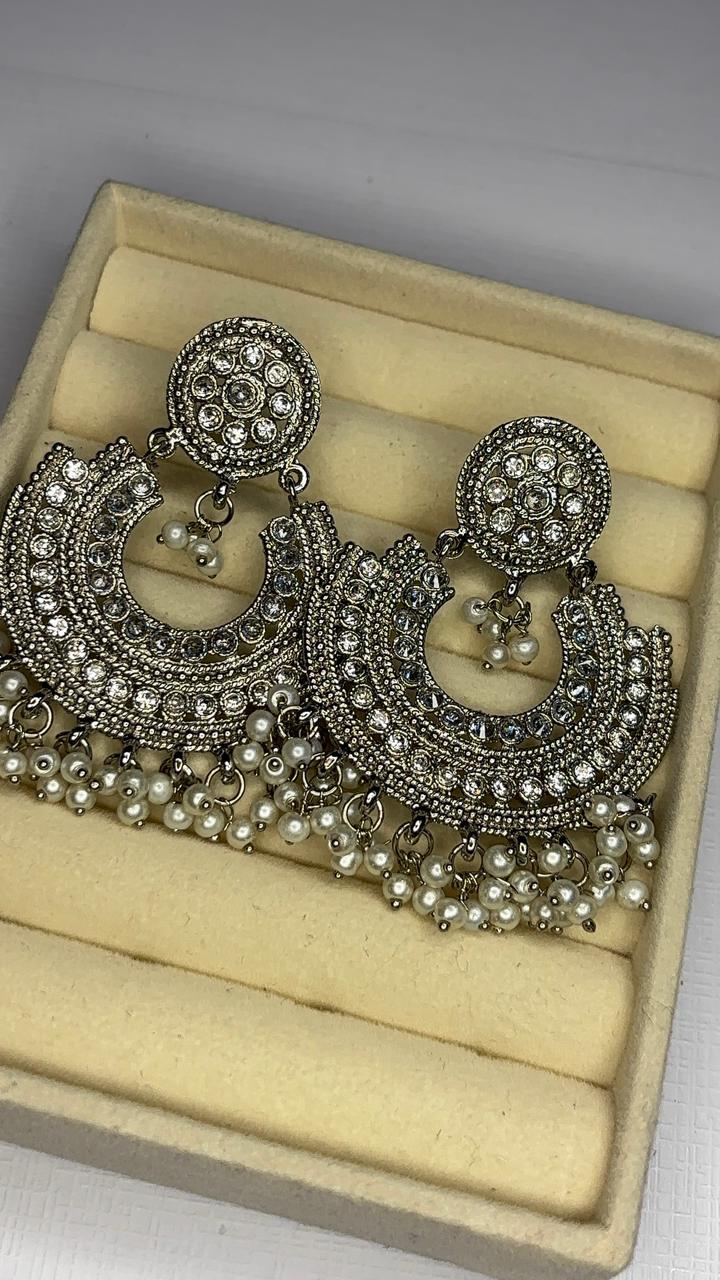 Moonlit Pearl Chandbali