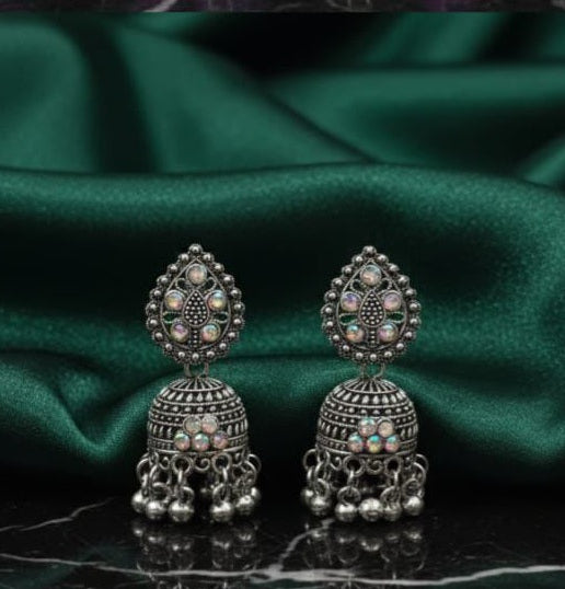 Tear jhumka