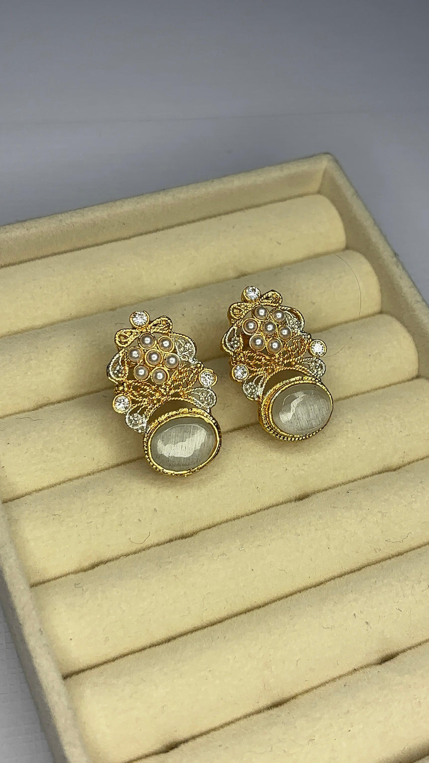 Pearl Embrace Earrings