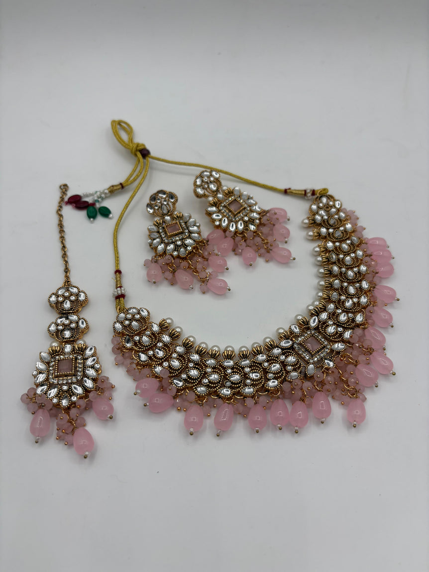 Riwaayat Kundan Set