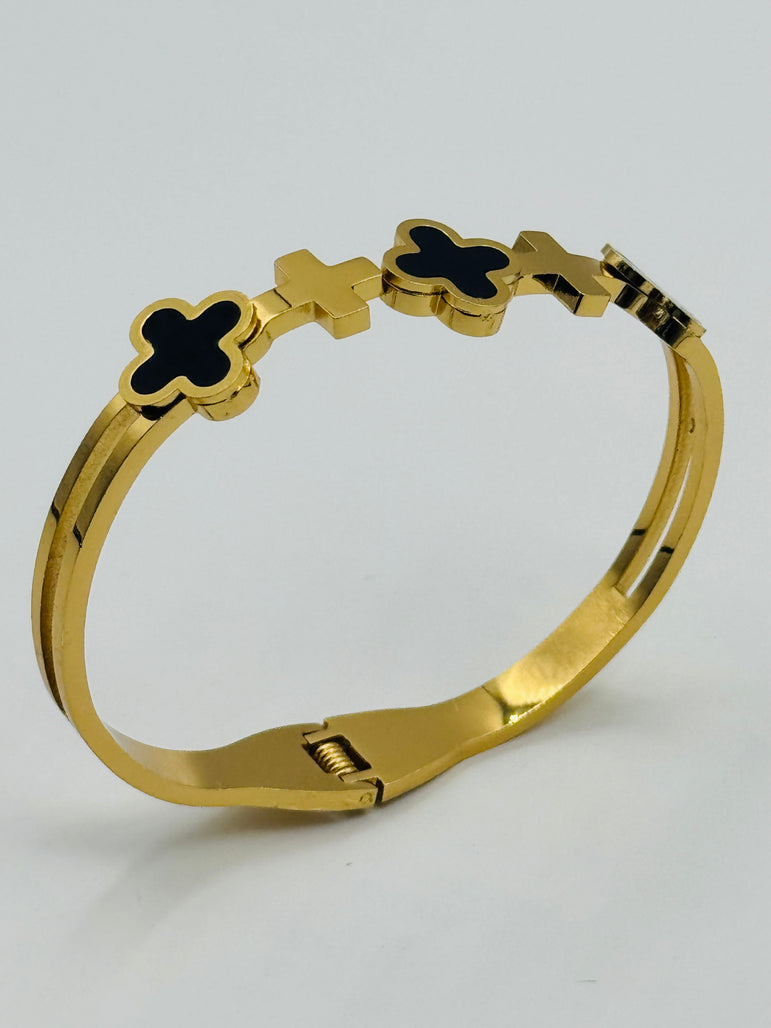 Clover Golden & White Handcuff