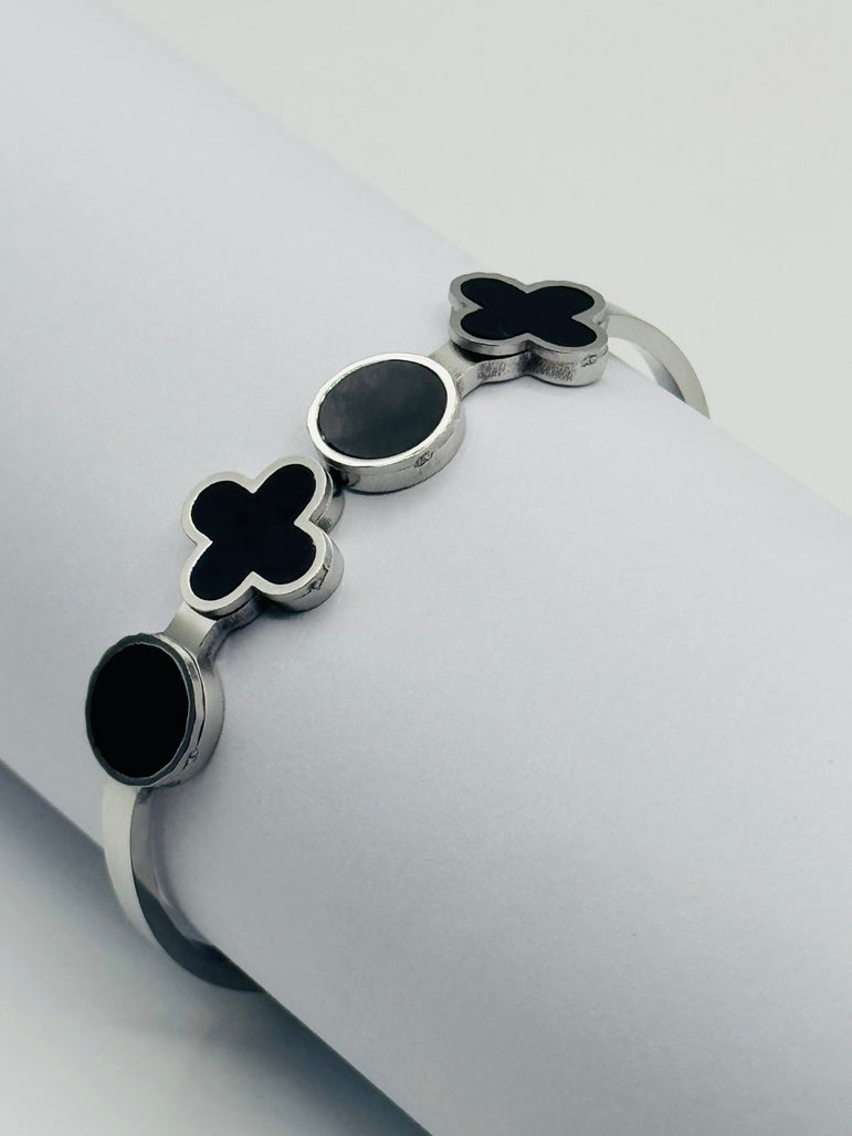 Clover Black & Silver Handcuff