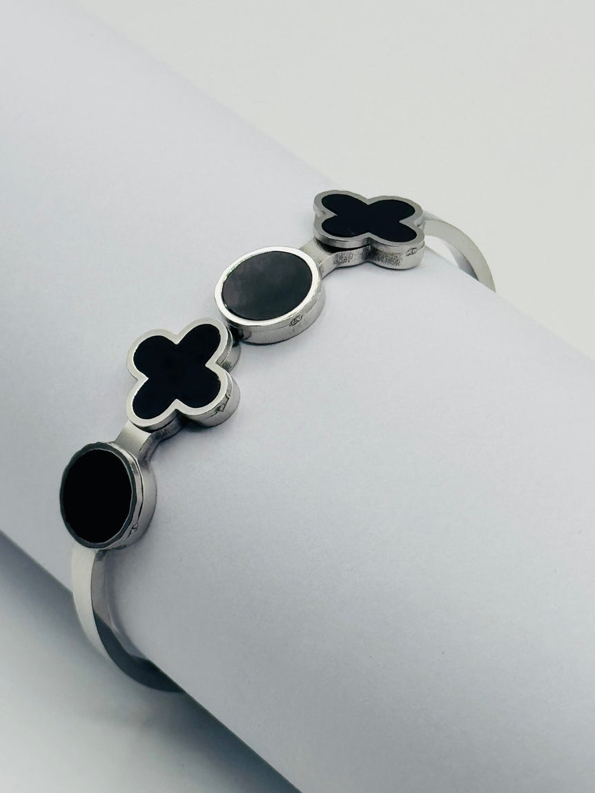 Clover Black & Silver Handcuff
