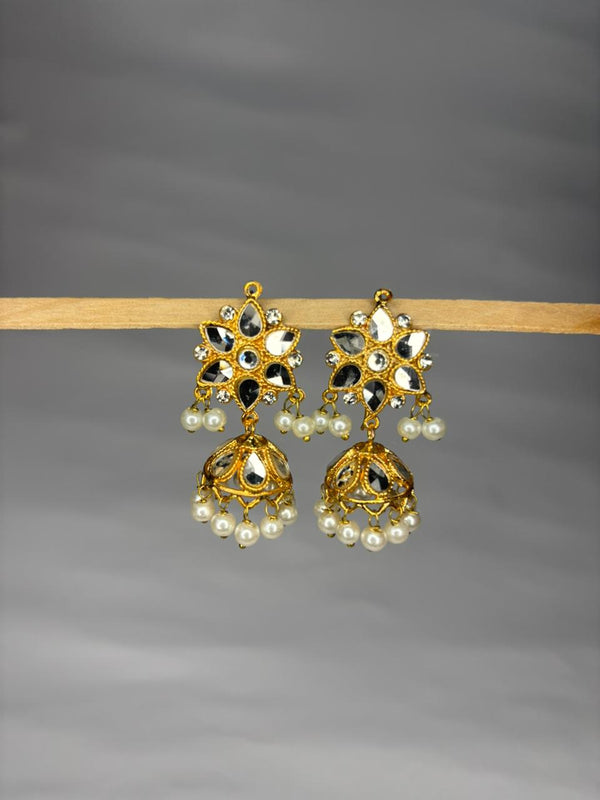 Kundan Naaz