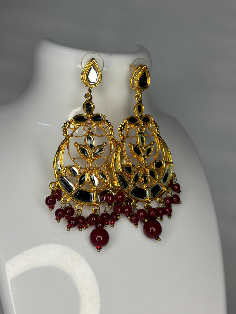 Kundun sheesh jhumkay