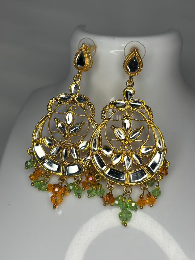 Kundun sheesh jhumkay