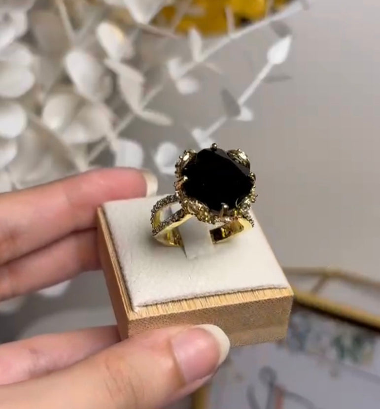 Royal Gem Ring