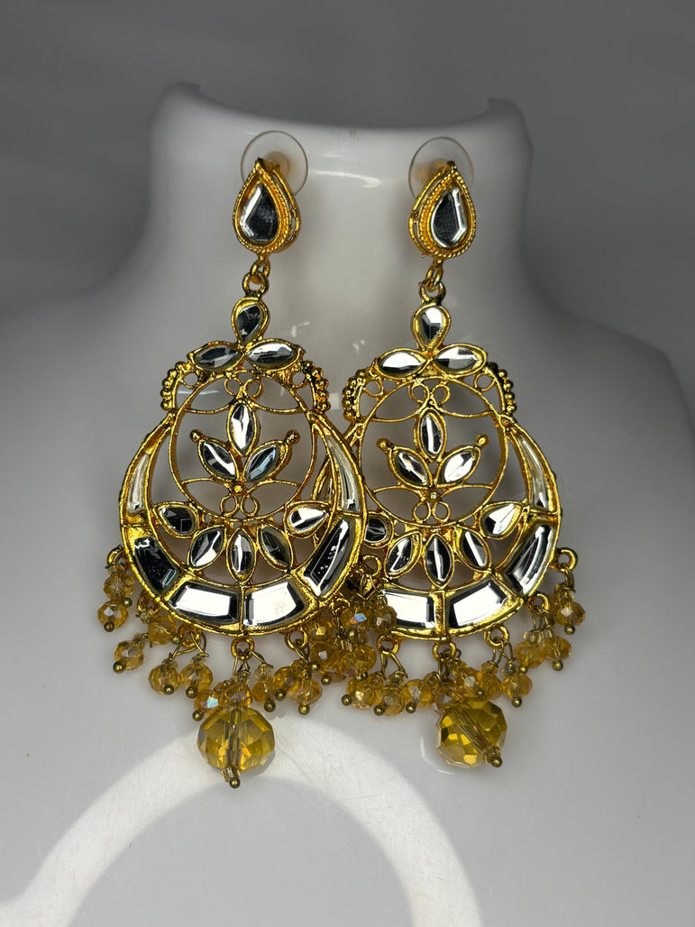 Kundun sheesh jhumkay