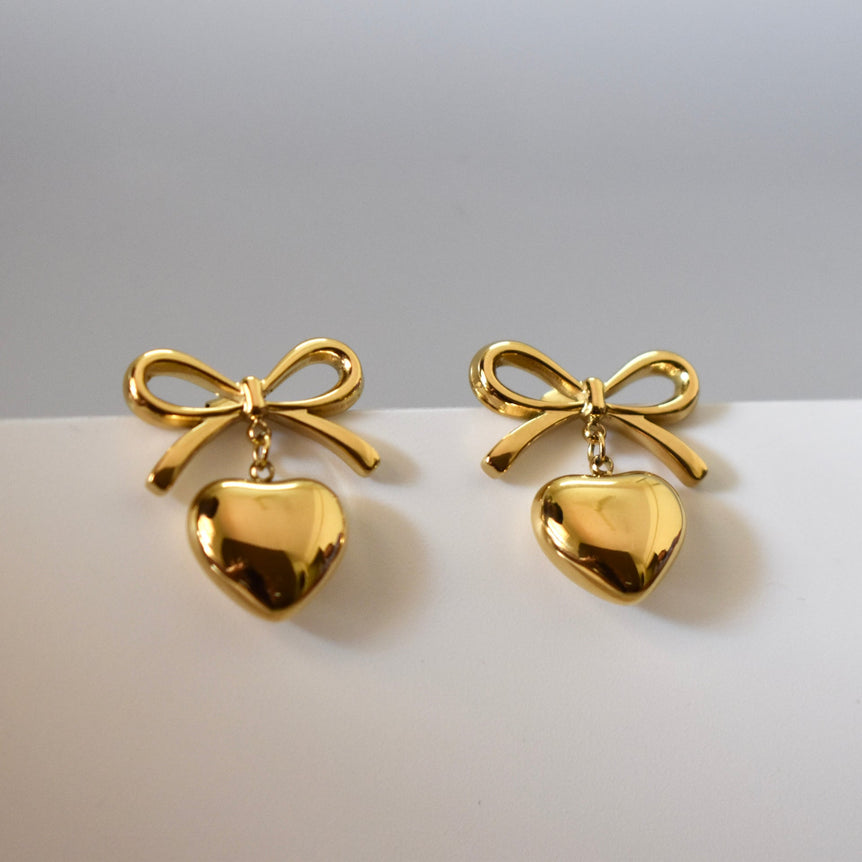 Ribbon Bow heart stainless steel