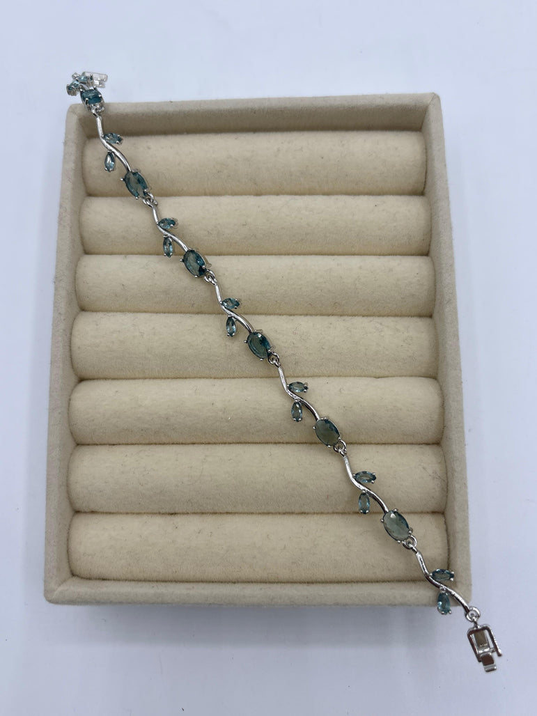 Tulip Bracelets