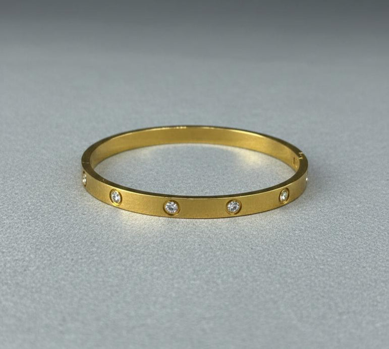 NØRA Sleek Cuff