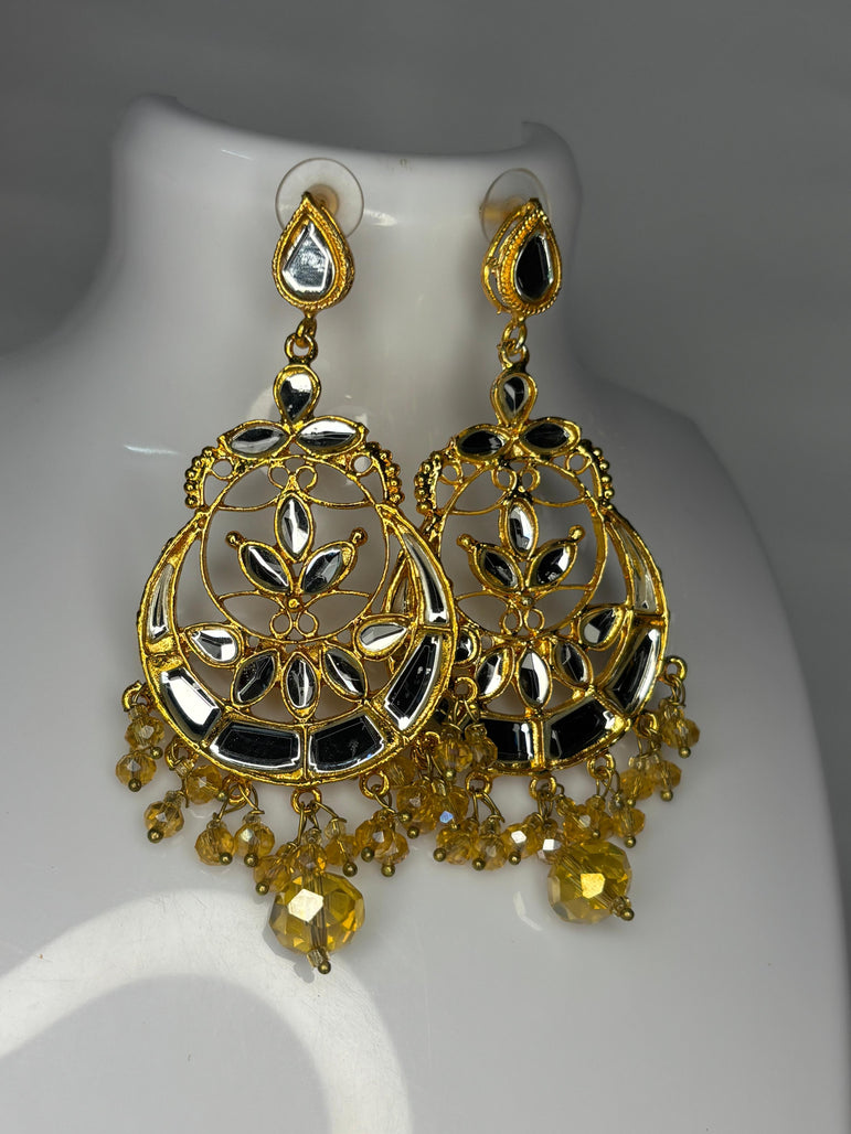 Kundun sheesh jhumkay